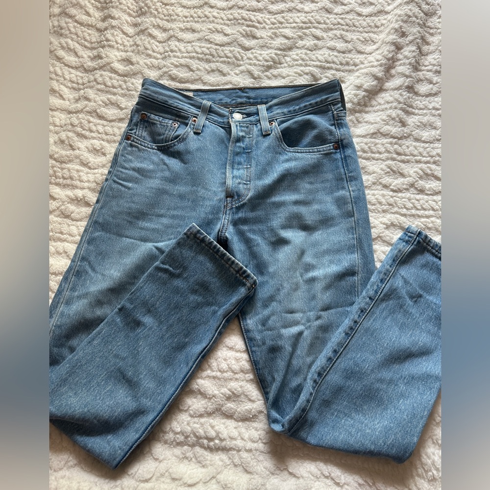 Levi’s 501 Button Fly light wash Denim blue jeans